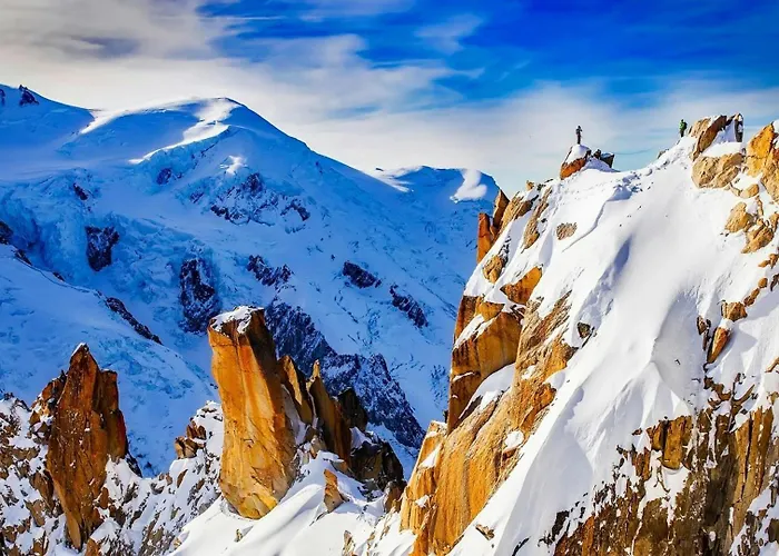 Sapaudia - Charm Town Centre Retreat